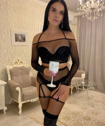 Анкета проститутки Тамара - город Семендер, 33 года, №7034